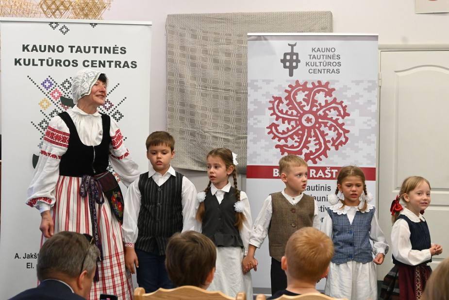 KAUNE VYKO TARPTAUTINIS VAIKŲ IR JAUNIMO FOLKLORO FESTIVALIS „BALTŲ RAŠTAI 2023“ 